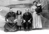thumbs/1915.06.21A_post_card_photo_pauline-mandel.png.jpg