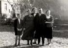thumbs/1937.11_A_family-portrait.png.jpg